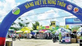 Hàng Việt về nông thôn dịp Tết: Lòng tin của khách hàng đối với doanh nghiệp